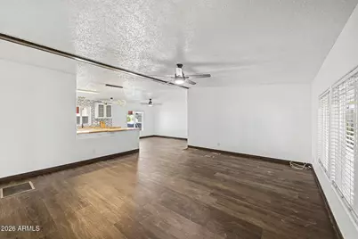 1105 N Dysart Road #16, Avondale, AZ 85323 - Photo 3