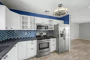 4238 N 10th Pl, Phoenix, AZ 85014 - Photo 17