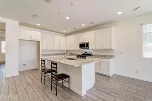 11136 W Parkway Dr, Tolleson, AZ 85353 - Photo 9
