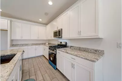 11136 W Parkway Drive, Tolleson, AZ 85353 - Photo 13
