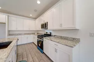 11136 W Parkway Dr, Tolleson, AZ 85353 - Photo 13