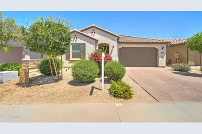 11136 W Parkway Drive, Tolleson, AZ 85353 - Photo 1
