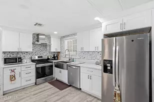 1621 E Villa Rita Dr, Phoenix, AZ 85022 - Photo 29