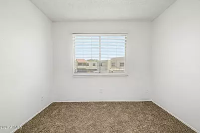 5947 N 48th Avenue, Glendale, AZ 85301 - Photo 13