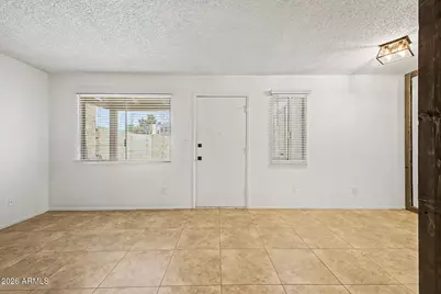 5947 N 48th Avenue, Glendale, AZ 85301 - Photo 3