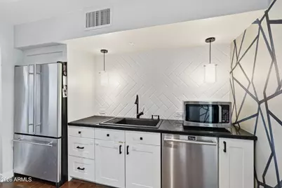 4219 N 34th Place, Phoenix, AZ 85018 - Photo 15