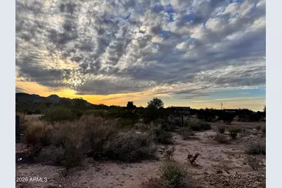 35564 N Ellsworth Avenue, San Tan Valley, AZ 85144 - Photo 5