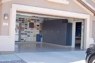 143 N Joshua Tree Ln, Gilbert, AZ 85234 - Photo 5