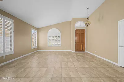22516 N 68th Drive, Glendale, AZ 85310 - Photo 9