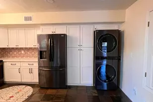 7300 N Dreamy Draw Dr, Phoenix, AZ 85020 - Photo 13