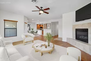 21320 N 56th St, Phoenix, AZ 85054 - Photo 1