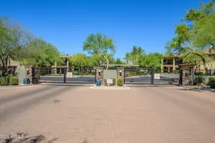 21320 N 56th St, Phoenix, AZ 85054 - Photo 37