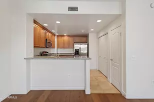 21320 N 56th St, Phoenix, AZ 85054 - Photo 11