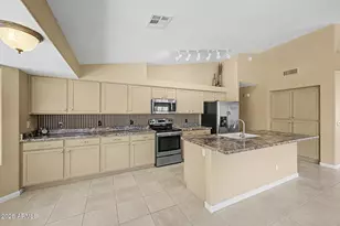 6929 W Monte Lindo, Glendale, AZ 85310 - Photo 7