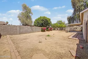 6802 W Crittenden Ln, Phoenix, AZ 85033 - Photo 49