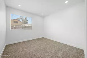 6802 W Crittenden Ln, Phoenix, AZ 85033 - Photo 35
