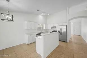 6802 W Crittenden Ln, Phoenix, AZ 85033 - Photo 13