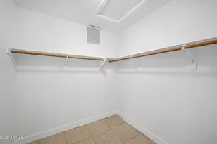 6802 W Crittenden Ln, Phoenix, AZ 85033 - Photo 27