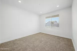 6802 W Crittenden Ln, Phoenix, AZ 85033 - Photo 31