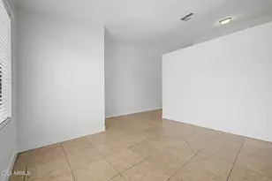 6802 W Crittenden Ln, Phoenix, AZ 85033 - Photo 15