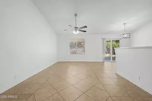 6802 W Crittenden Ln, Phoenix, AZ 85033 - Photo 19