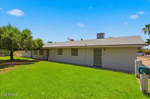 1321 E Carol Ave, Phoenix, AZ 85020 - Photo 1