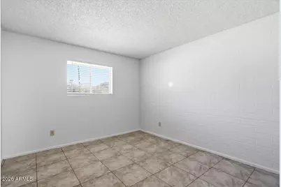 1321 E Carol Avenue #Apt 3, Phoenix, AZ 85020 - Photo 11