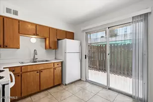 1321 E Carol Ave, Phoenix, AZ 85020 - Photo 3