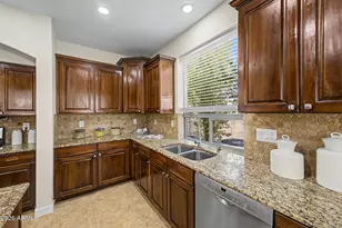 24329 N 27th St, Phoenix, AZ 85024 - Photo 21