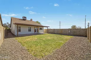 7454 W Eva St, Peoria, AZ 85345 - Photo 29