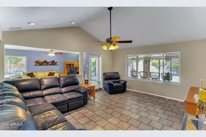 3110 W Tierra Buena Lane, Phoenix, AZ 85053 - Photo 3