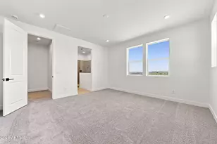 2122 W Desert View Dr, Phoenix, AZ 85041 - Photo 31