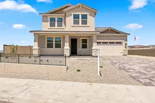 2122 W Desert View Dr, Phoenix, AZ 85041 - Photo 1