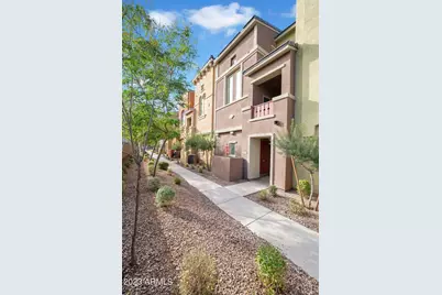 240 W Juniper Avenue #1047, Gilbert, AZ 85233 - Photo 3