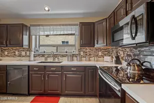 2520 W Oberlin Way, Phoenix, AZ 85085 - Photo 15