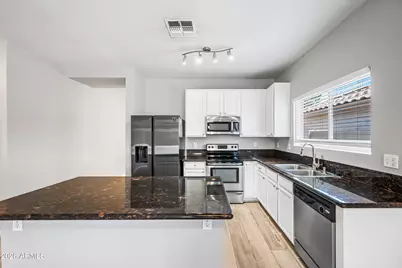 2821 W Santa Cruz Avenue, San Tan Valley, AZ 85144 - Photo 19