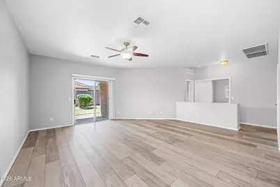 2821 W Santa Cruz Avenue, San Tan Valley, AZ 85144 - Photo 11