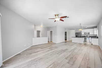 2821 W Santa Cruz Avenue, San Tan Valley, AZ 85144 - Photo 9