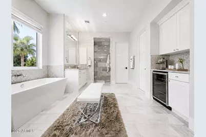 6823 E Valley Vista Lane, Paradise Valley, AZ 85253 - Photo 15
