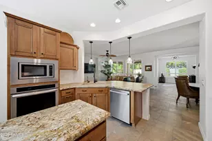 28582 N 127th Ln, Peoria, AZ 85383 - Photo 9