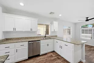 868 E Laredo St, Chandler, AZ 85225 - Photo 3