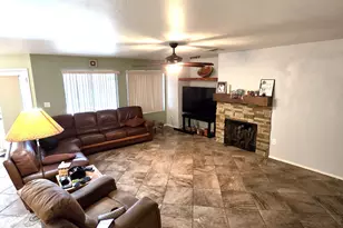 1734 E Pontiac Dr, Phoenix, AZ 85024 - Photo 15