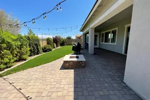 22834 E Silver Crk Ln, Queen Creek, AZ 85142 - Photo 25