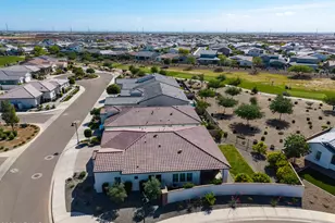 17331 W Wildwood St, Surprise, AZ 85388 - Photo 33