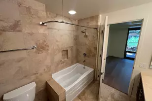 7121 E Rancho Vista Dr, Scottsdale, AZ 85251 - Photo 13