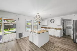 3131 W Molly Ln, Phoenix, AZ 85083 - Photo 9