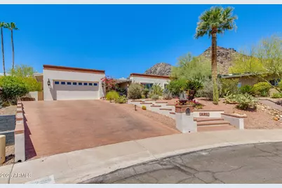 2236 E Cactus Wren Drive, Phoenix, AZ 85020 - Photo 1