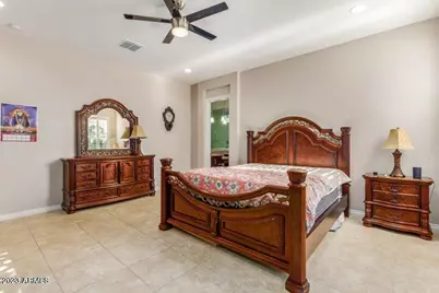 193 E Crescent Place, Chandler, AZ 85249 - Photo 11