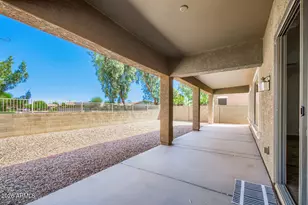 18188 W Paradise Ln, Surprise, AZ 85388 - Photo 23