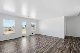 9346 W Raven Dr, Arizona City, AZ 85123 - Photo 13